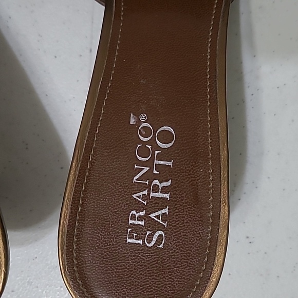 Franco Sarto Gold Kitten Heeled Slides with Floral Accent size 9 - Picture 6 of 11